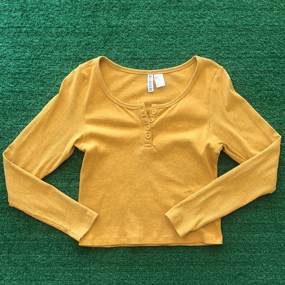 H&M Crop Top - Picture 2 of 4